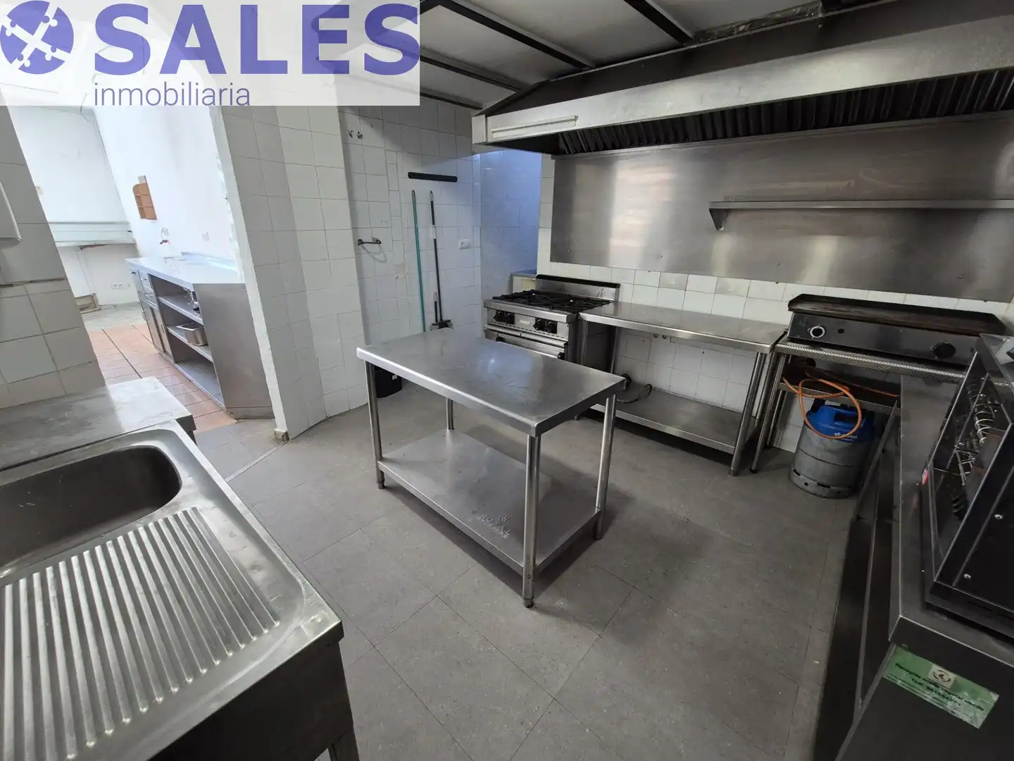 Kitchen of Commercial properties for sale in Torrent  with Furnished