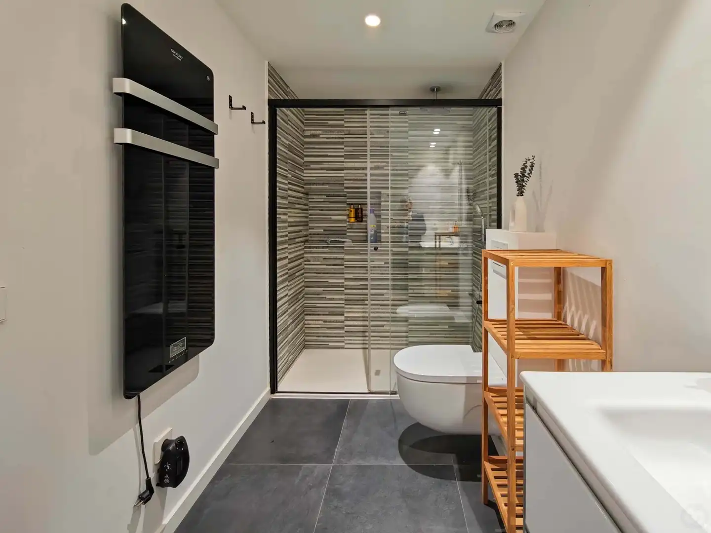 Badezimmer von Maisonette zum Verkauf in Cadaqués mit Klimaanlage, Heizung und Abstellraum