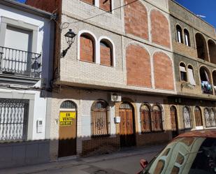 Vista exterior de Àtic en venda en Hinojosa del Duque