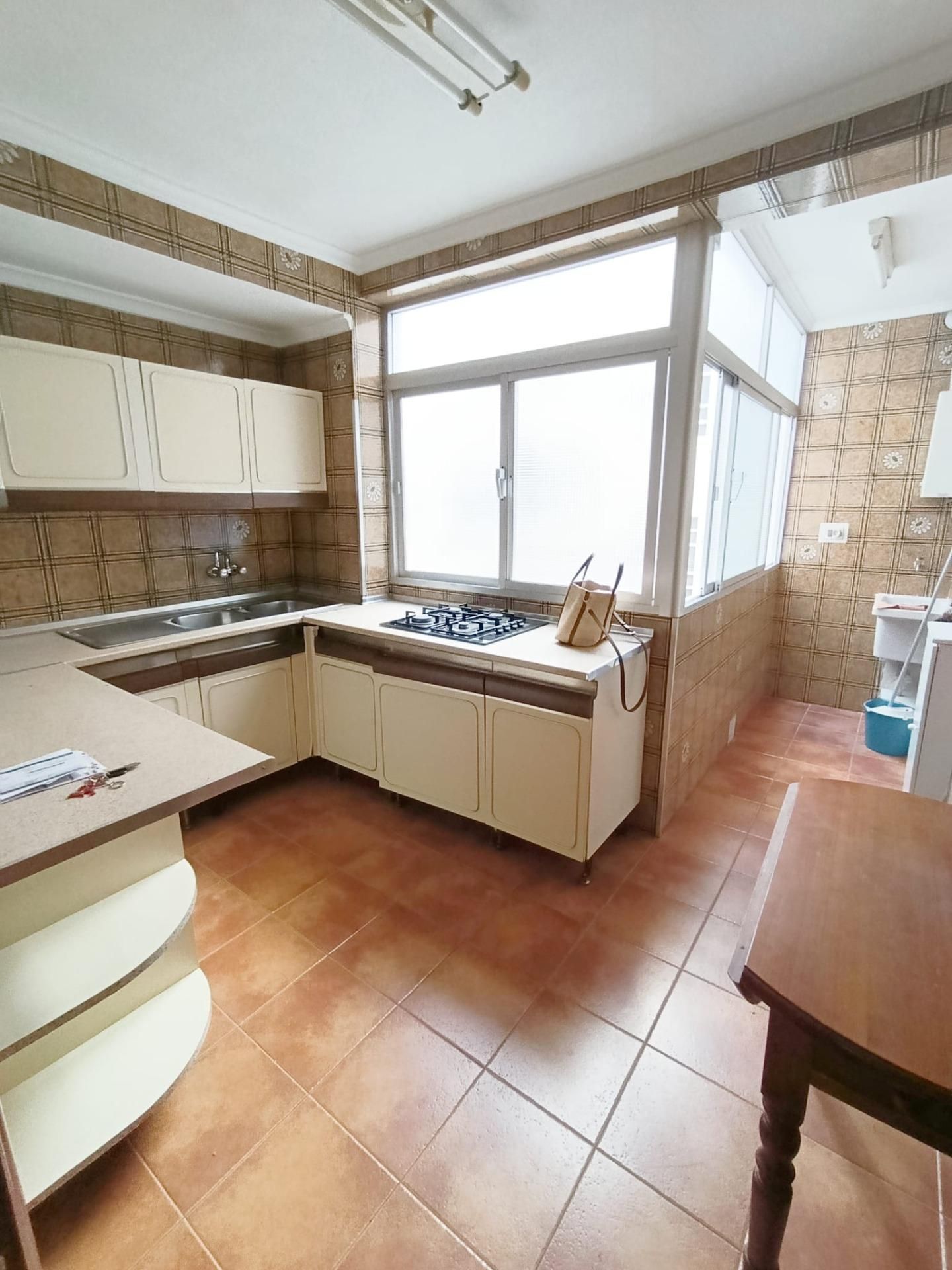 Cuina de Pis en venda en Málaga Capital amb Aire condicionat, Terrassa i Balcó