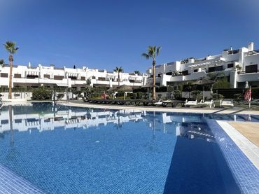 Apartment mit Pool zum Verkauf in Avenida Europa