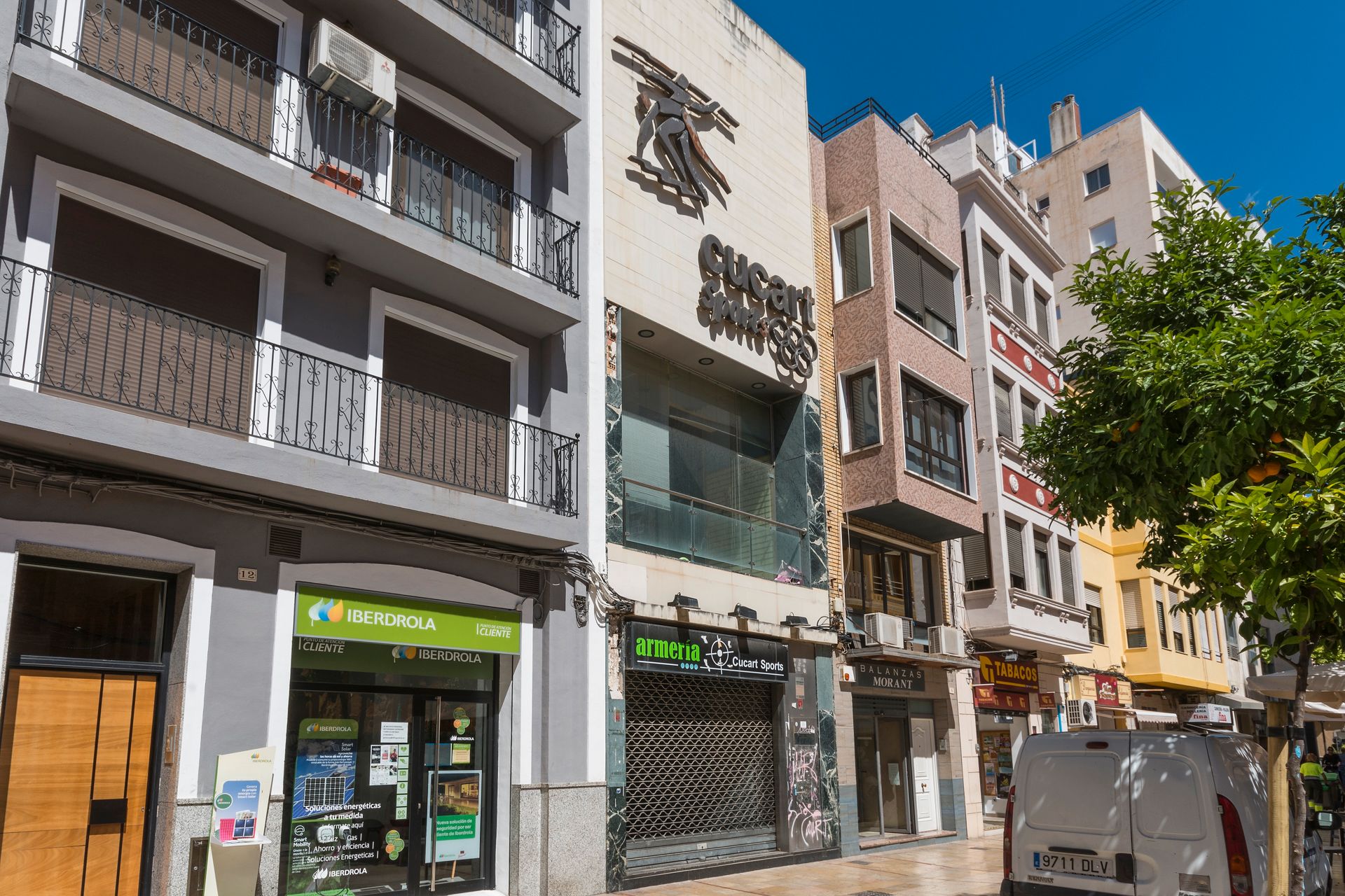 Exterior view of Premises for sale in Gandia  with Air Conditioner and Parquet flooring