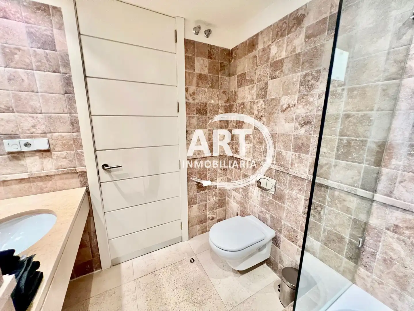 Bany de Apartament en venda en Benahavís amb Aire condicionat, Calefacció i Jardí privat