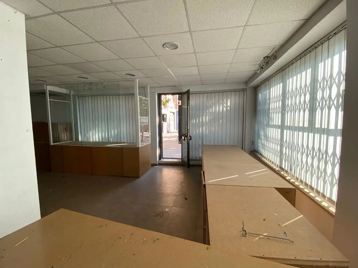Local comercial de lloguer a La Salut