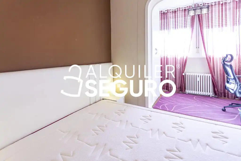 Flat with lift to rent in de Agustin de Foxá, imagen 9