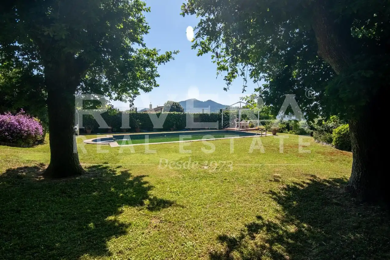 Jardín de Casa o chalet en venta en Vigo  con Calefacción, Jardín privado y Terraza