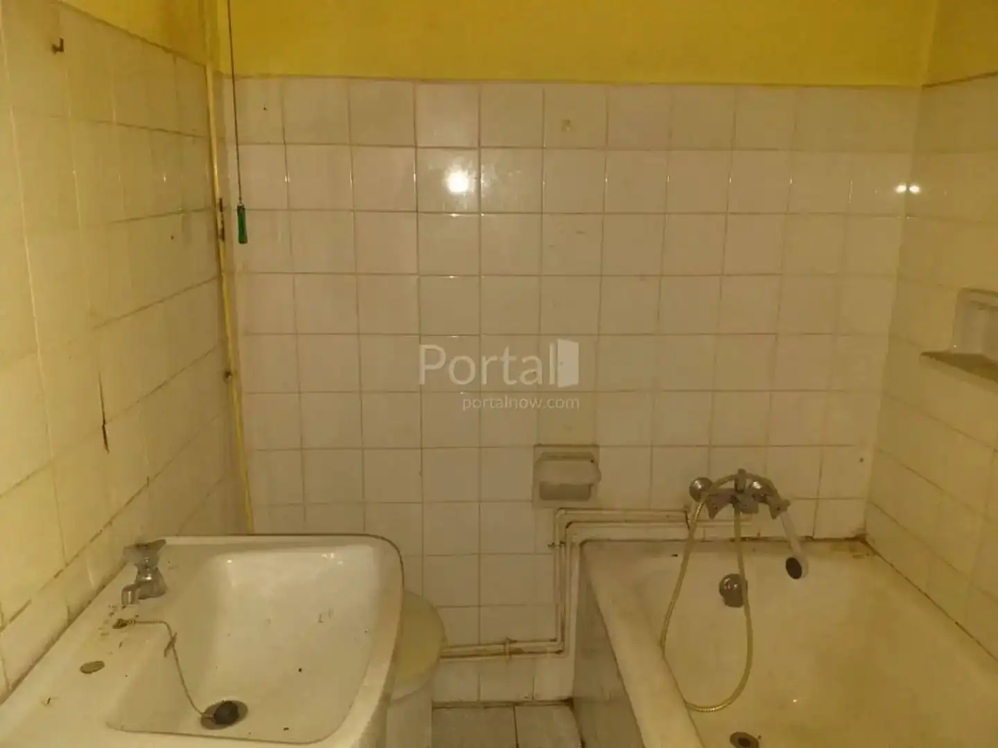 Baño de Piso en venta en Hinojosas de Calatrava con Terraza