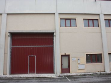 Nau industrial en venda a Los Corrales de Buelna