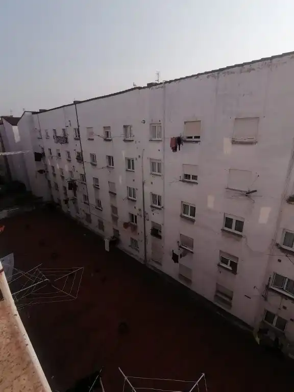 Terrassa de Pis en venda en Gijón  amb Moblat i Forn