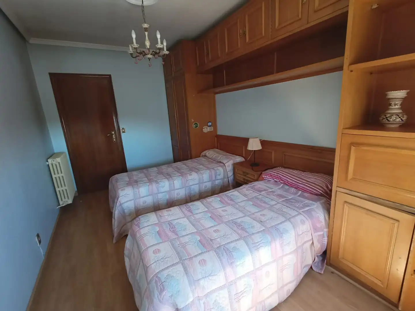 Dormitori de Pis en venda en Íscar amb Calefacció, Parquet i Terrassa