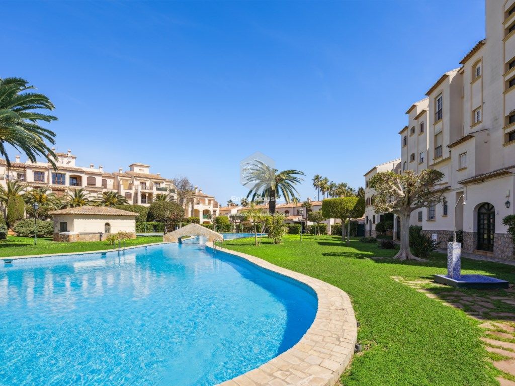 Swimming pool of Apartment for sale in Jávea / Xàbia  with Air Conditioner, Heating and Private garden