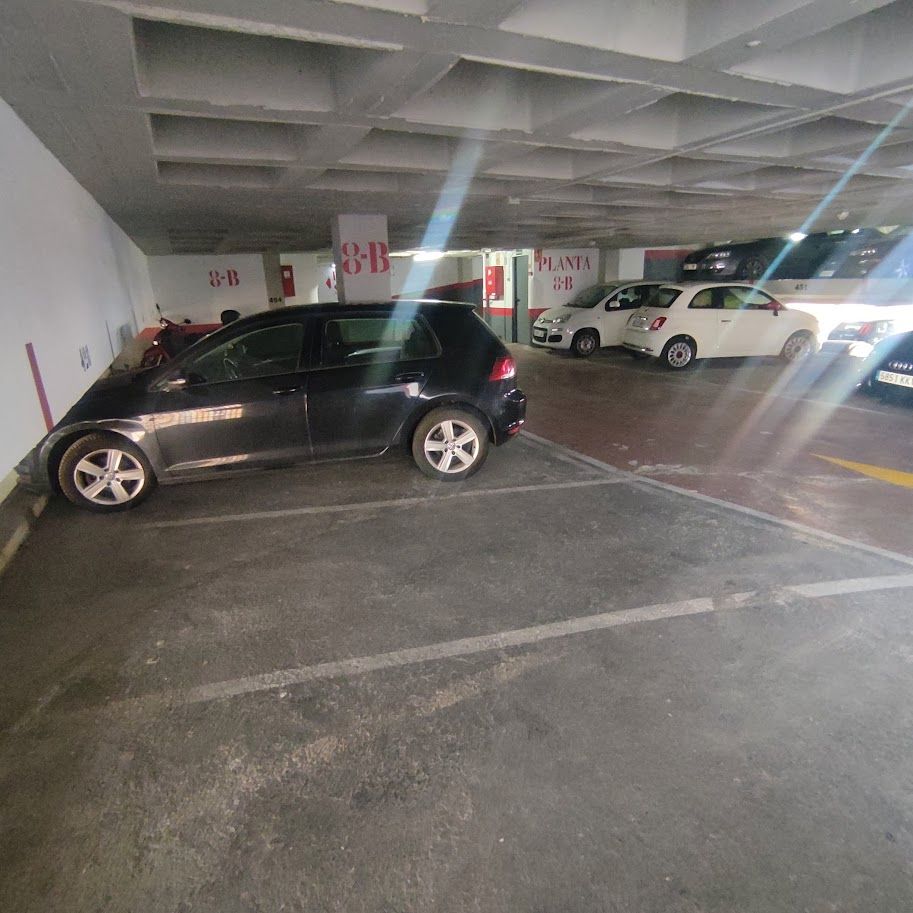 Parking de Garaje en venta en  Barcelona Capital con Alarma