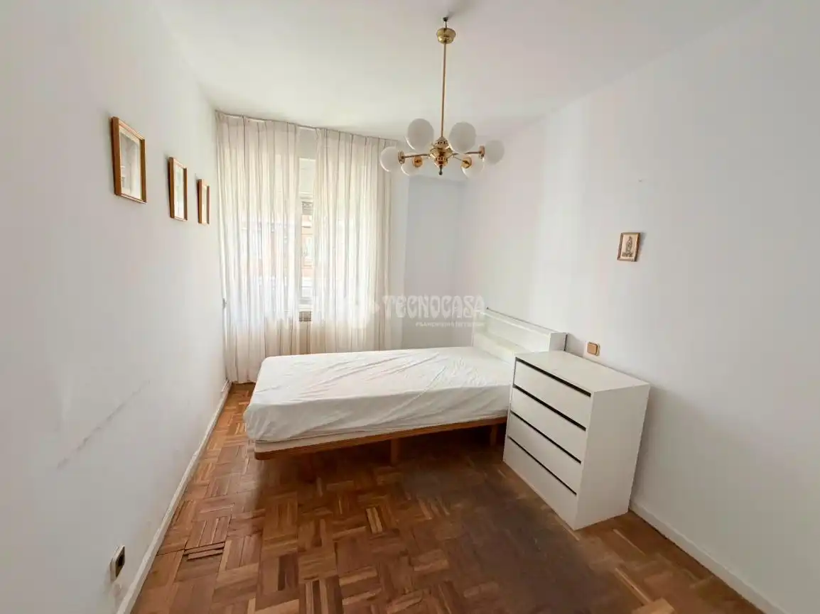 Schlafzimmer von Wohnung zum Verkauf in Madrid mit Heizung, Parkett und Terrasse