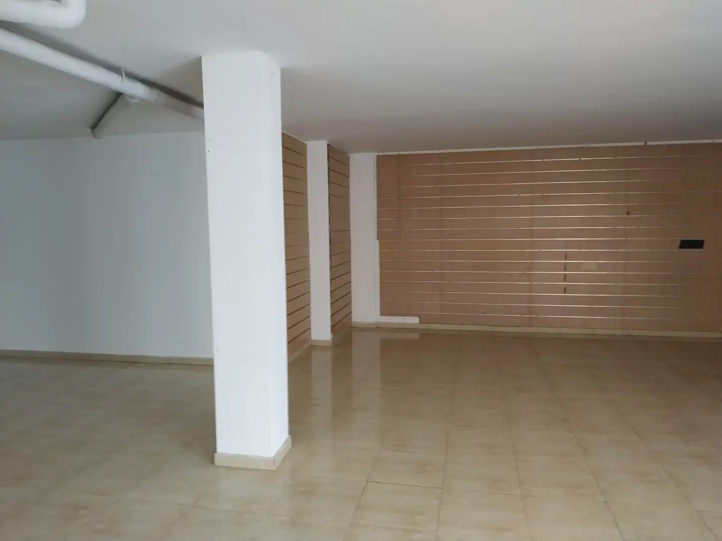 Local comercial en venda a C/ Andorra, imagen 11