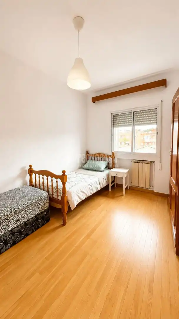 Habitación de Piso en venta en Madrid con Calefacción