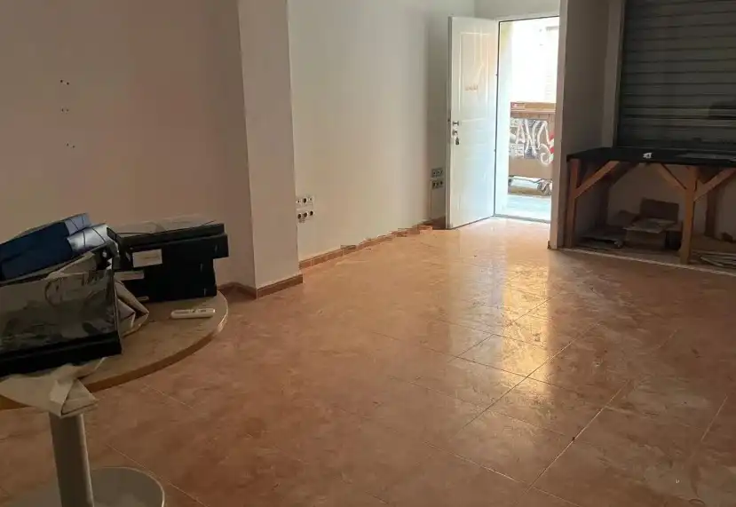 Local comercial en venda a Centro, imagen 2