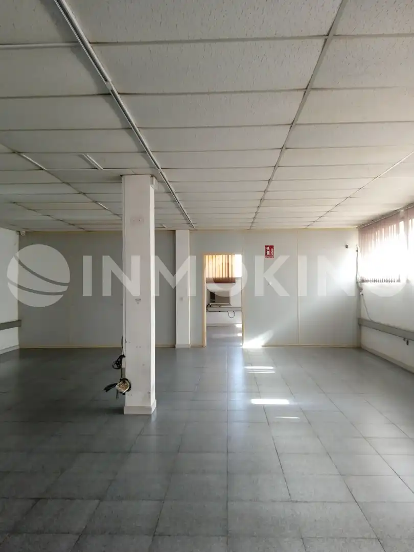 Industrial buildings for sale in Pinto