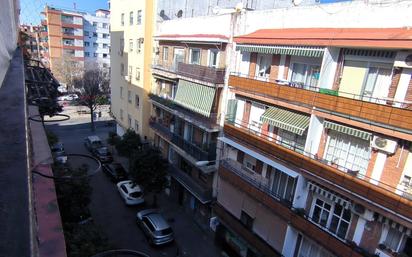 Vista exterior de Pis en venda en  Córdoba Capital amb Calefacció, Terrassa i Balcó