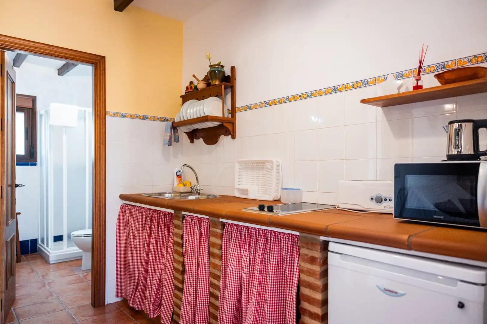 Cocina de Finca rústica en venta en Montejaque con Aire acondicionado, Jardín privado y Terraza