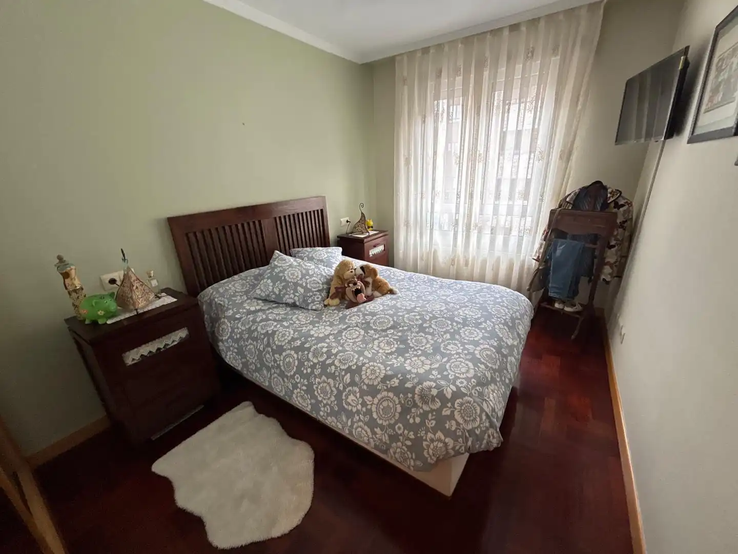 Habitación de Piso en venta en Oviedo  con Calefacción, Parquet y Trastero