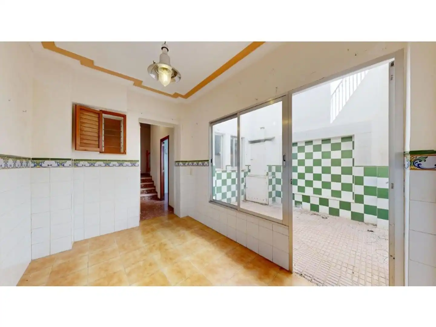 Cocina de Casa adosada en venta en Casinos con Jardín privado, Terraza y Trastero