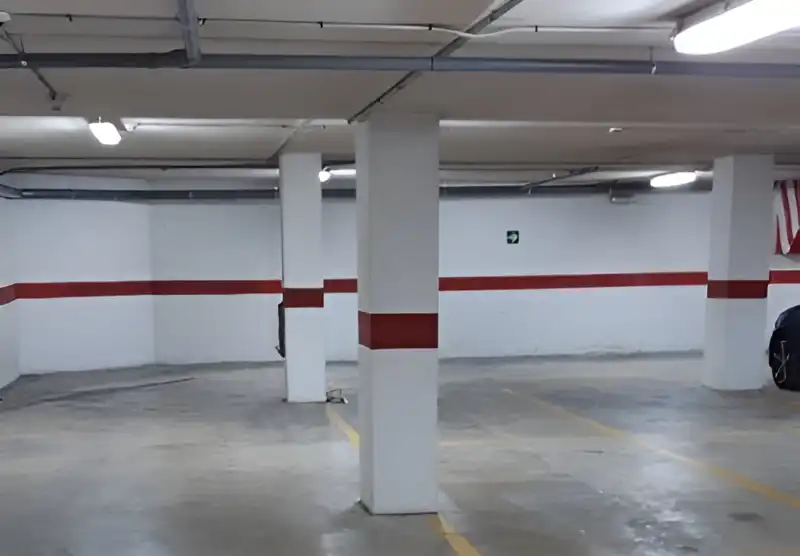 Parkplatz mit Aufzug zum Verkauf in REYES CATOLICOS, SN, imagen 2