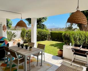 Jardí de Apartament de lloguer en Estepona amb Aire condicionat i Terrassa