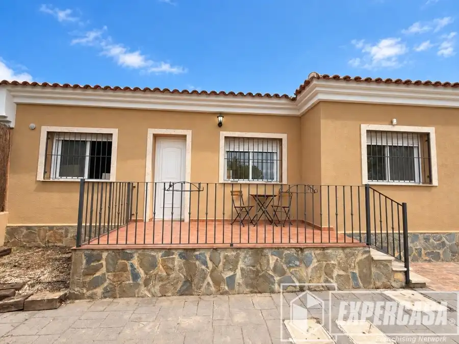 Chalet con piscina en venta en Casco Antiguo, imagen 6