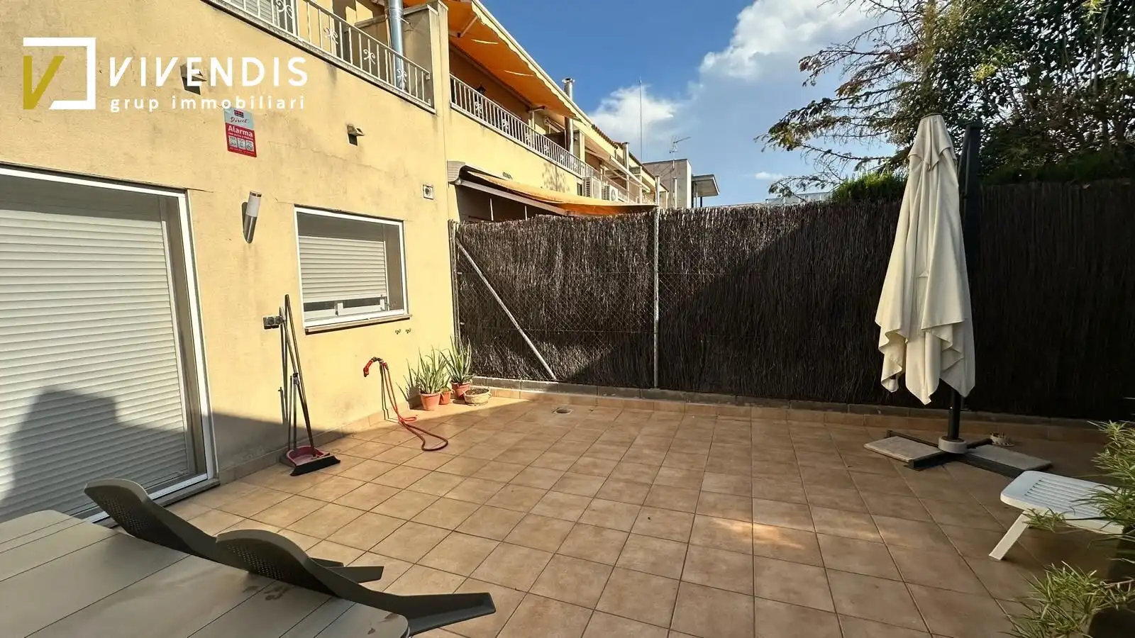Terrace of Detached homes for sale in Sidamon  with Air Conditioner, Heating and Terrace