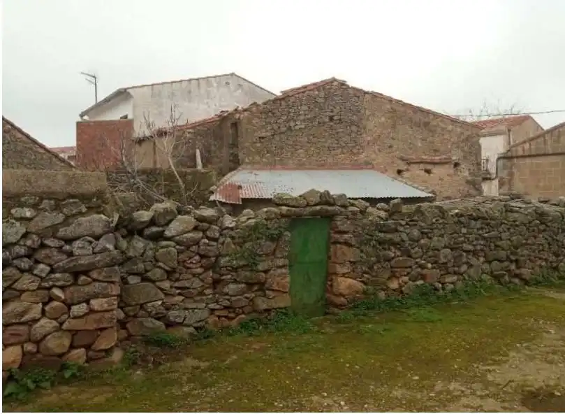 Chalet en venta en C/ Miguel de Cervantes, imagen 2