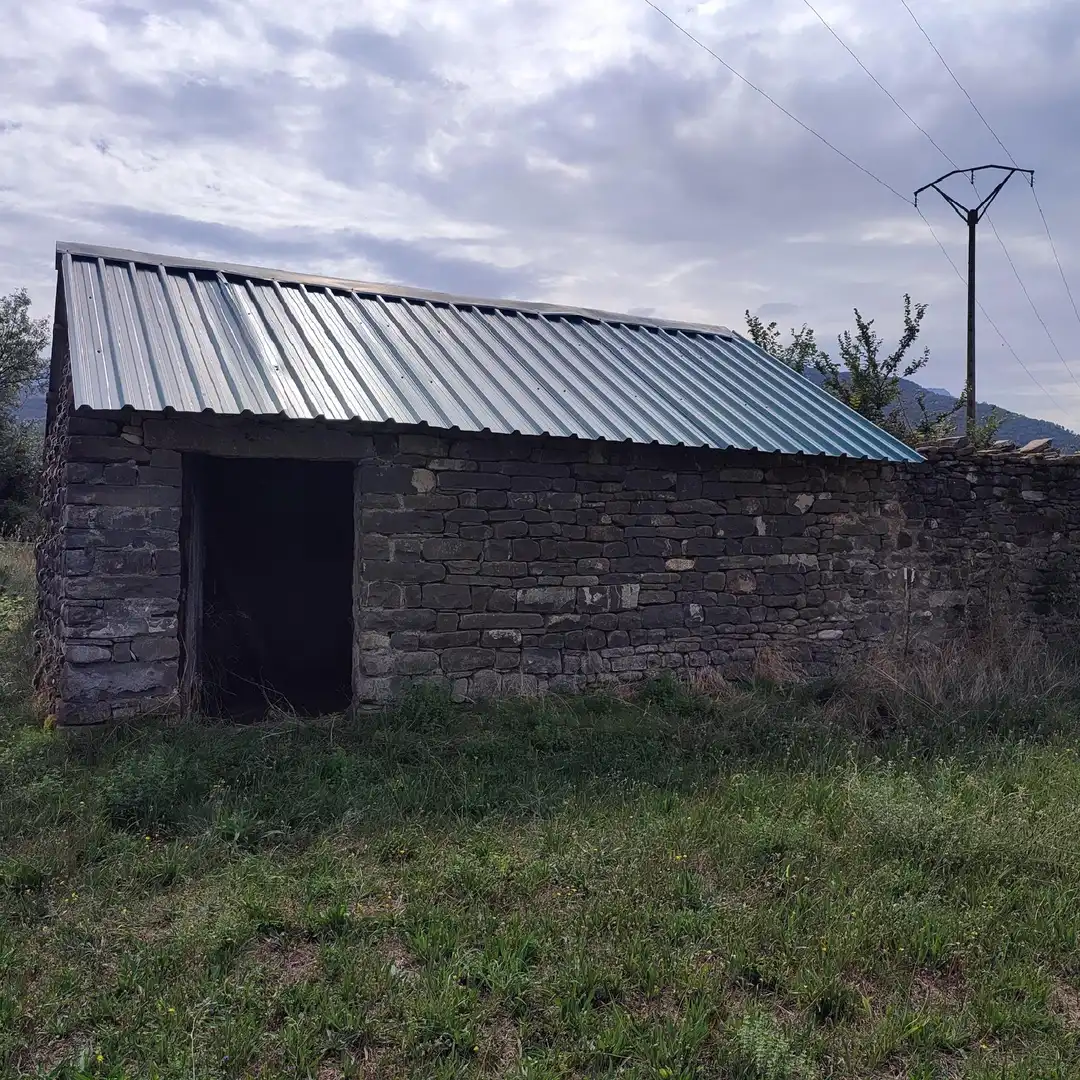 Vista exterior de Terreno en venta en Sabiñánigo