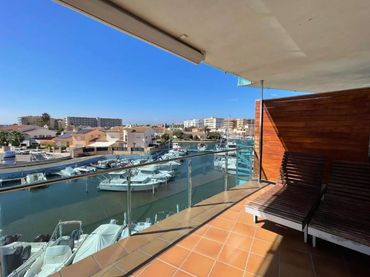 Appartement avec ascenseur à vendre à CAP DE GOLA 10