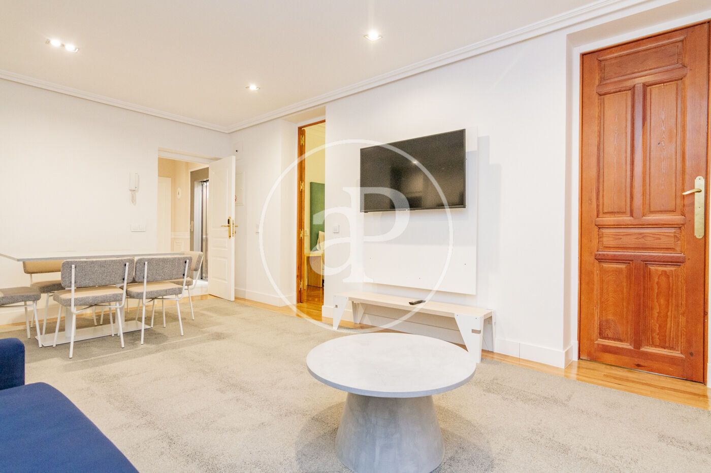 Exterior view of Flat to rent in  Madrid Capital  with Air Conditioner, Heating and Furnished