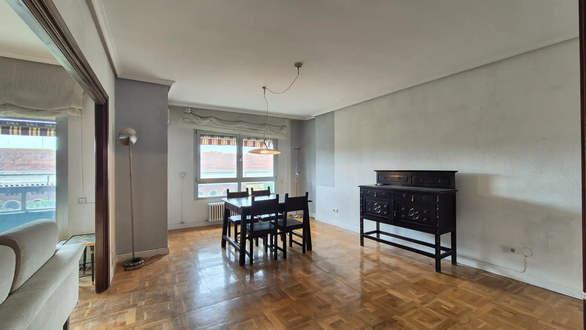 Comedor de Piso en venta en Palencia con Calefacción, Terraza y Trastero