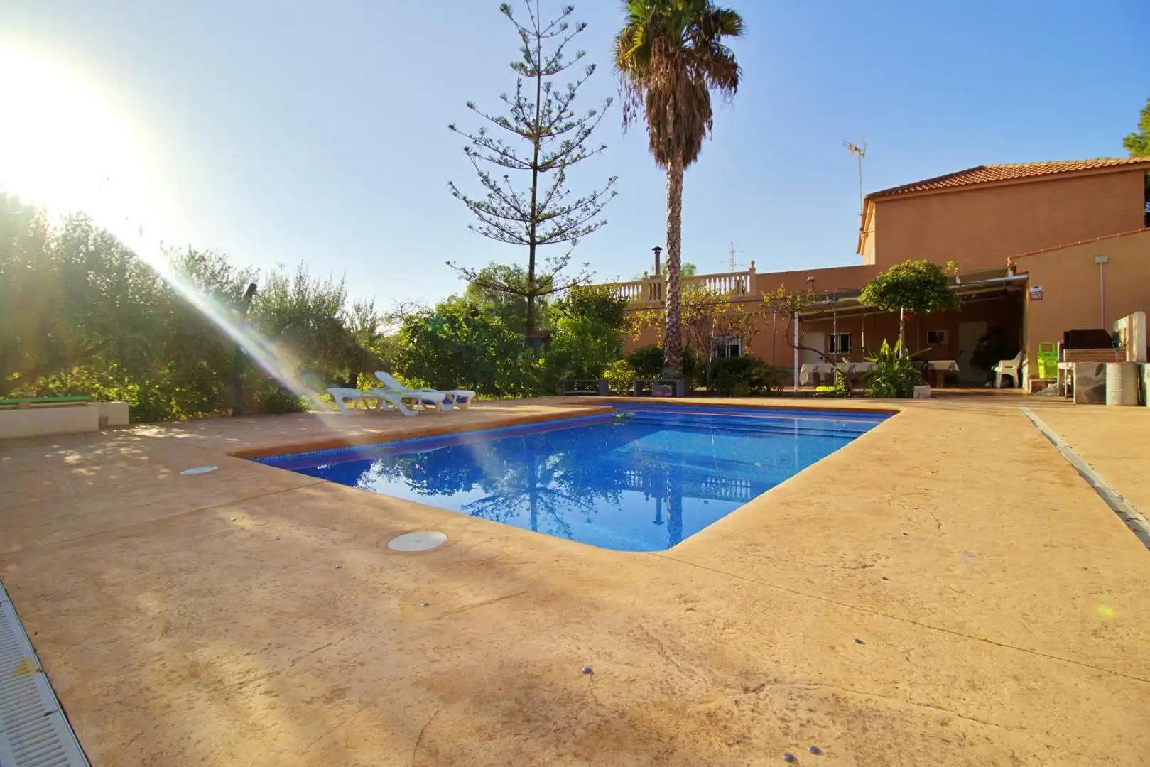 Villa avec piscine à vendre à Jubalcoi