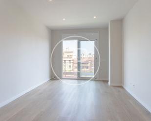 Living room of Flat for sale in  Barcelona Capital  with Air Conditioner, Heating and Terrace