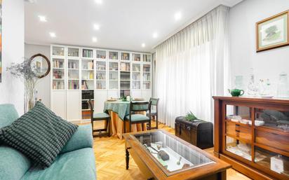 Living room of Flat for sale in Oviedo   with Heating and Storage room