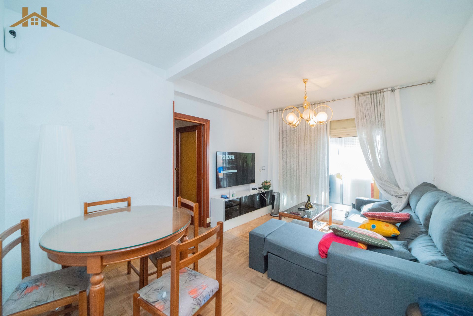 Living room of Flat for sale in Fuenlabrada  with Parquet flooring and Terrace