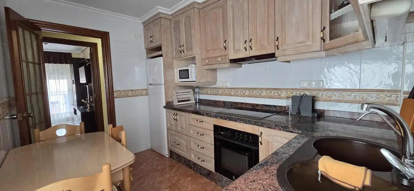 Kitchen of Flat for rent in Elche / Elx  with Air Conditioner, Furnished and Balcony