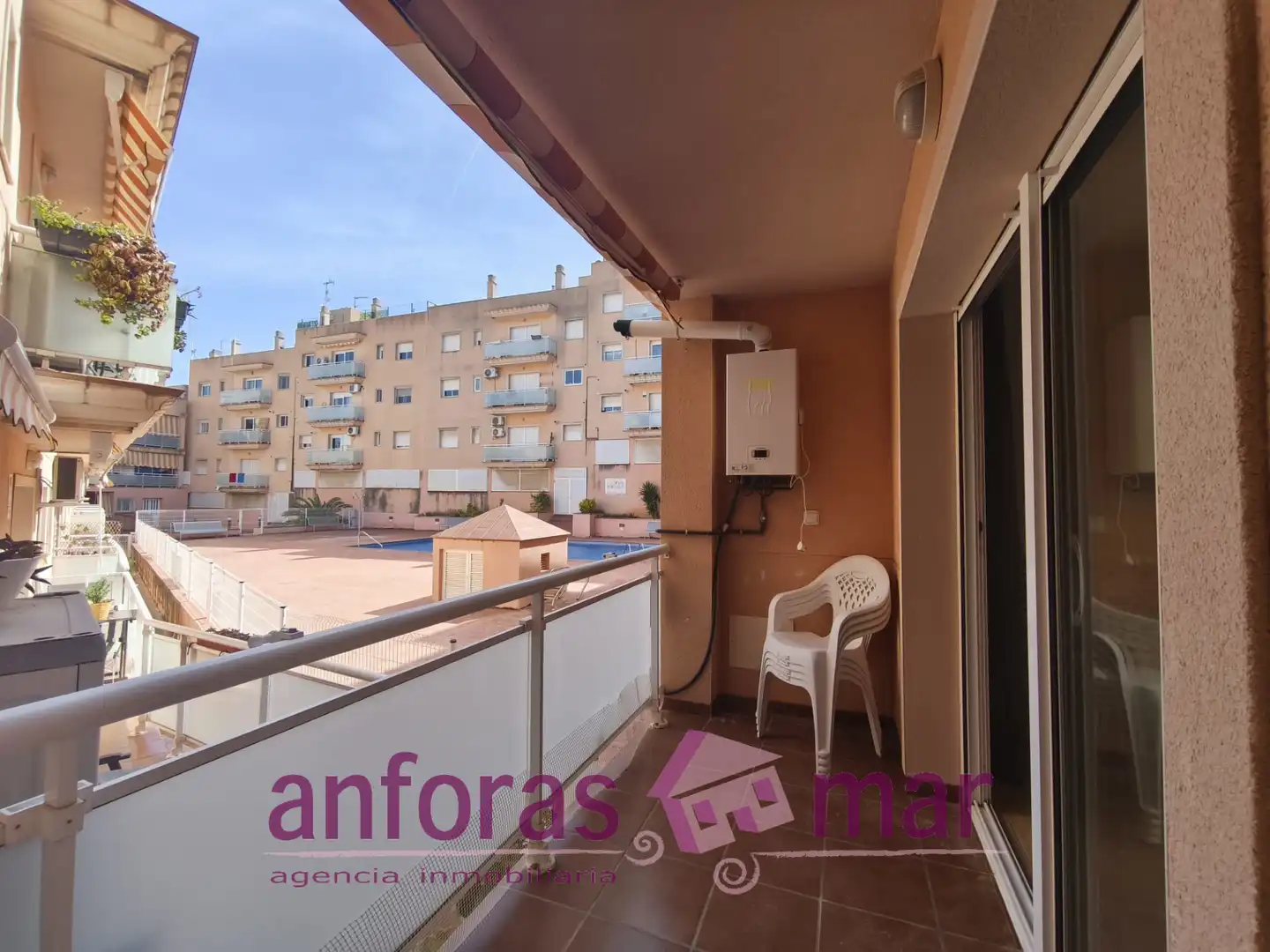 Terrassa de Apartament en venda en Creixell amb Calefacció, Terrassa i Moblat