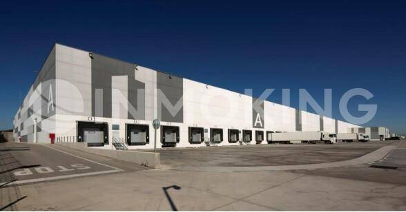 Nave industrial en Alquiler en Cabanillas del Campo