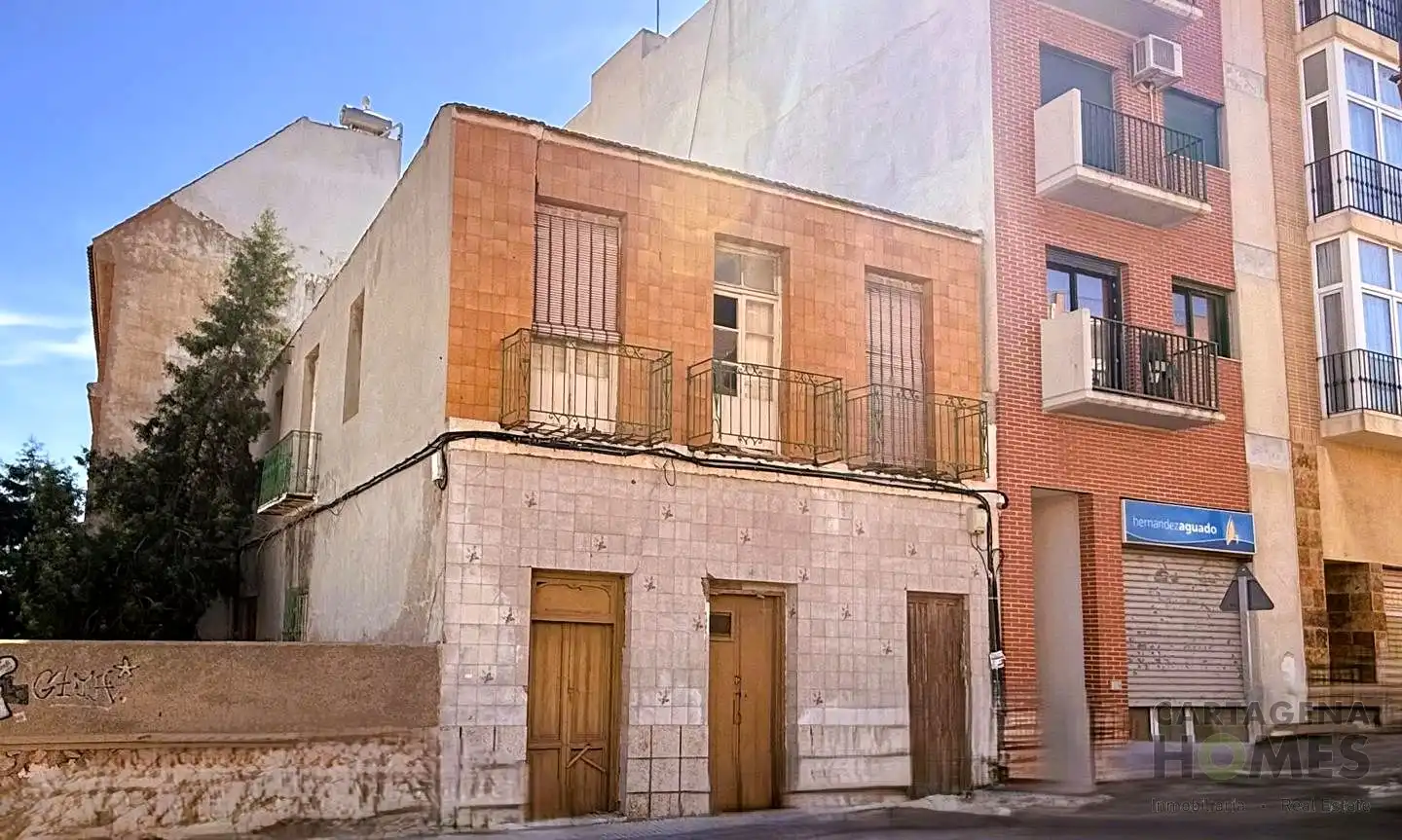 Vista exterior de Edifici en venda en Cartagena
