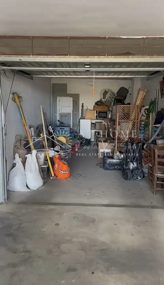 Garage for sale in Torrox