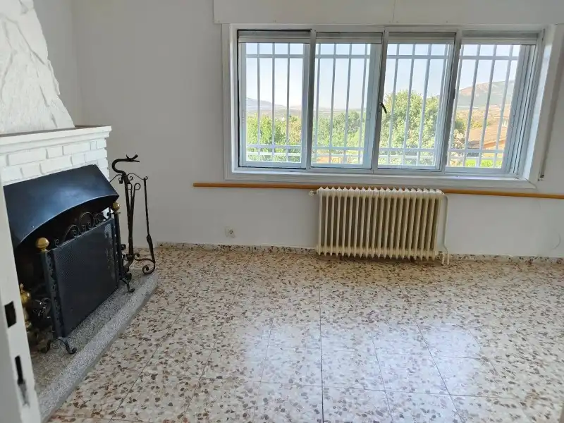 Sala de estar de Casa o chalet en venta en Valdemanco con Calefacción y Terraza