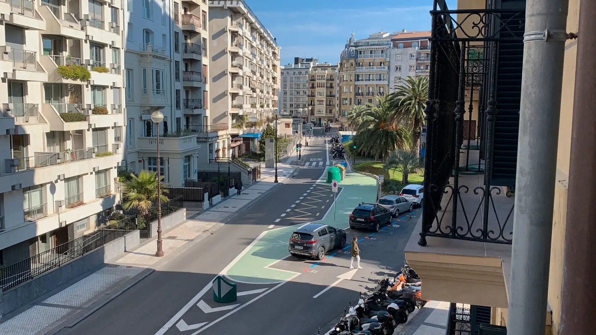 Vista exterior de Piso en venta en Donostia - San Sebastián  con Calefacción, Parquet y Balcón