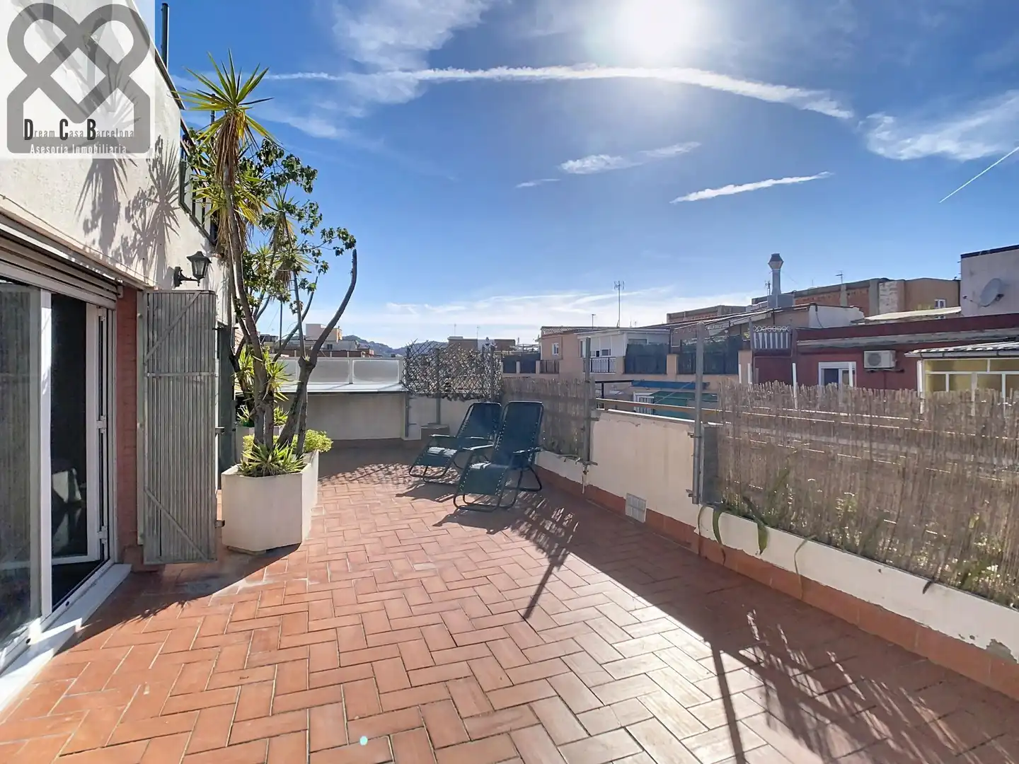 Terrasse von Dachboden zum Verkauf in Barcelona mit Heizung und Terrasse