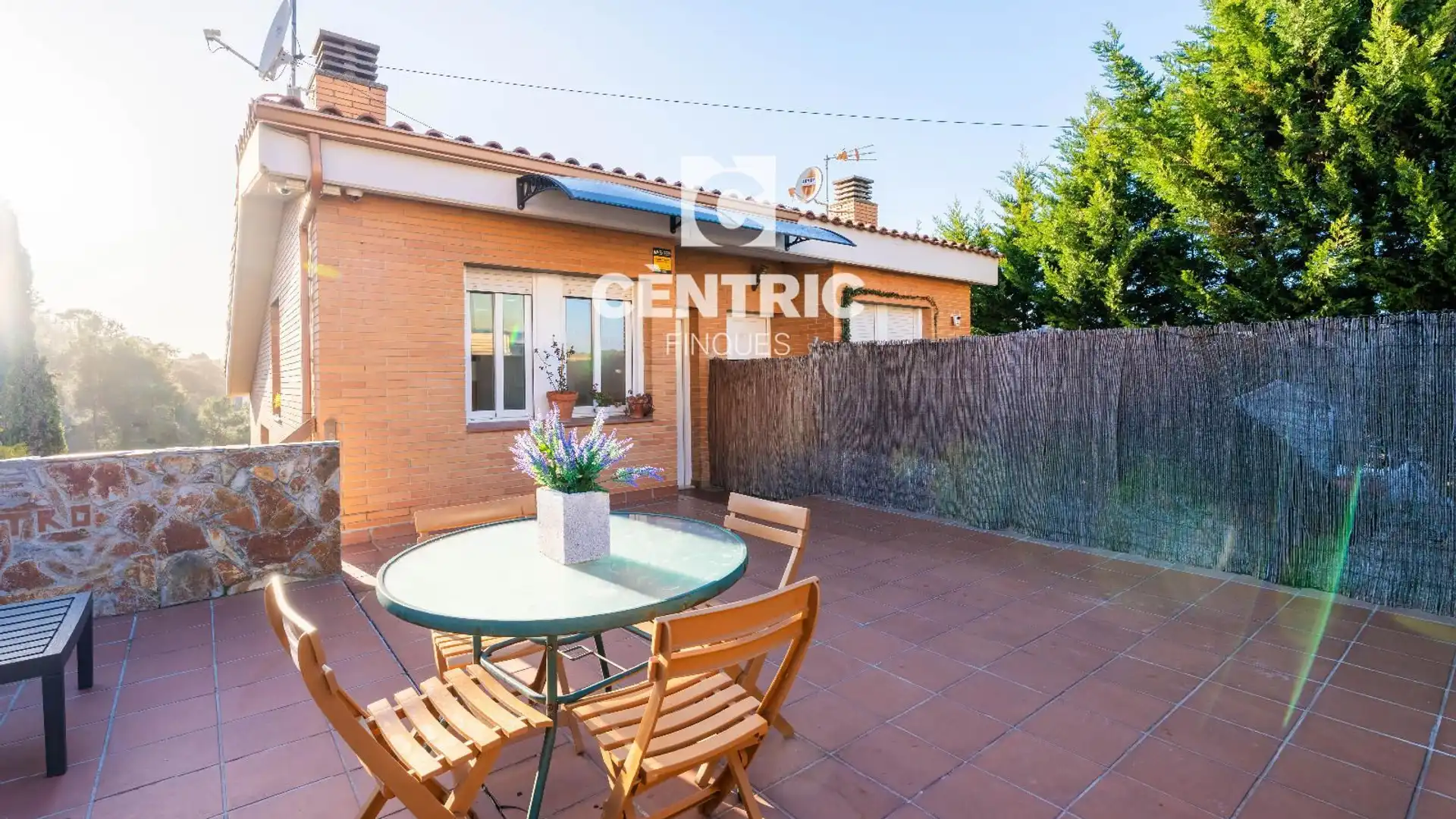 Garten von Haus oder Chalet zum Verkauf in Terrassa mit Klimaanlage, Heizung und Privatgarten