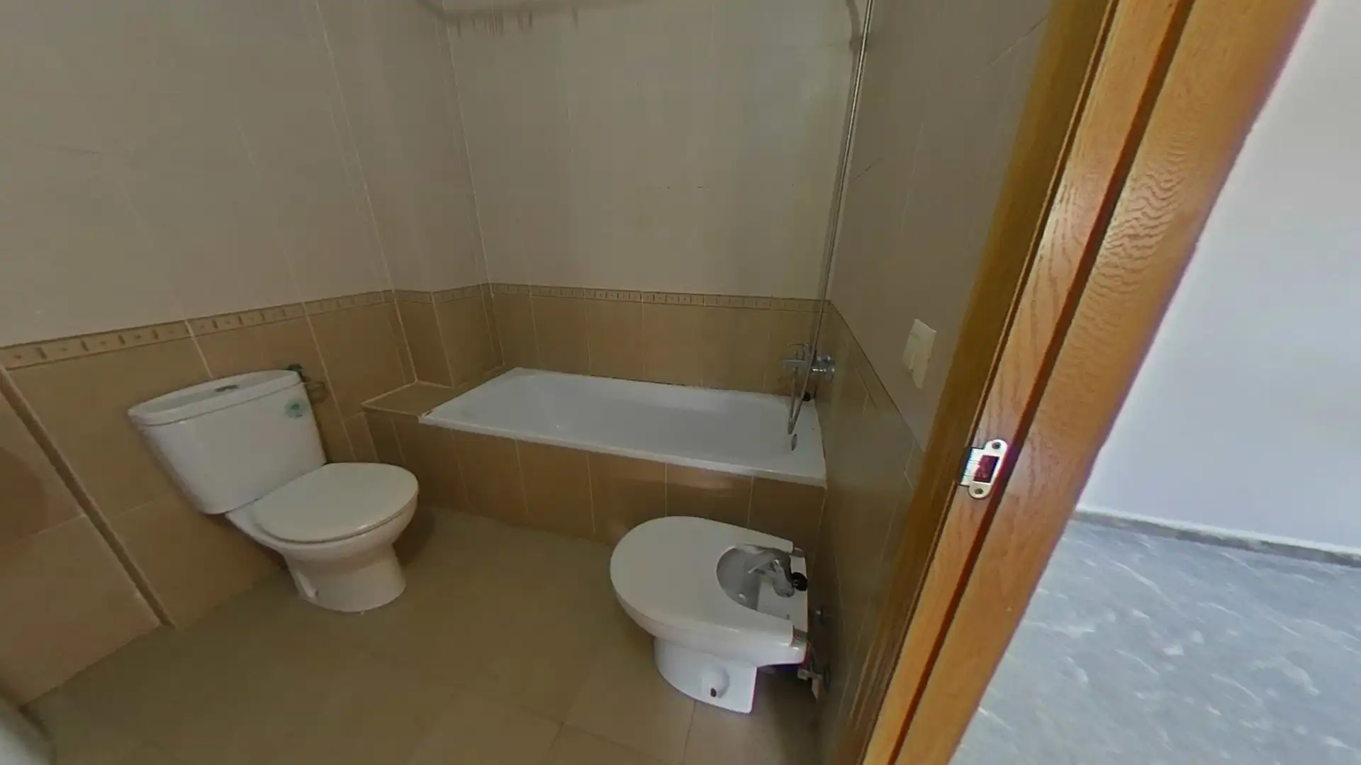 Bathroom of Apartments for sale in Cofrentes