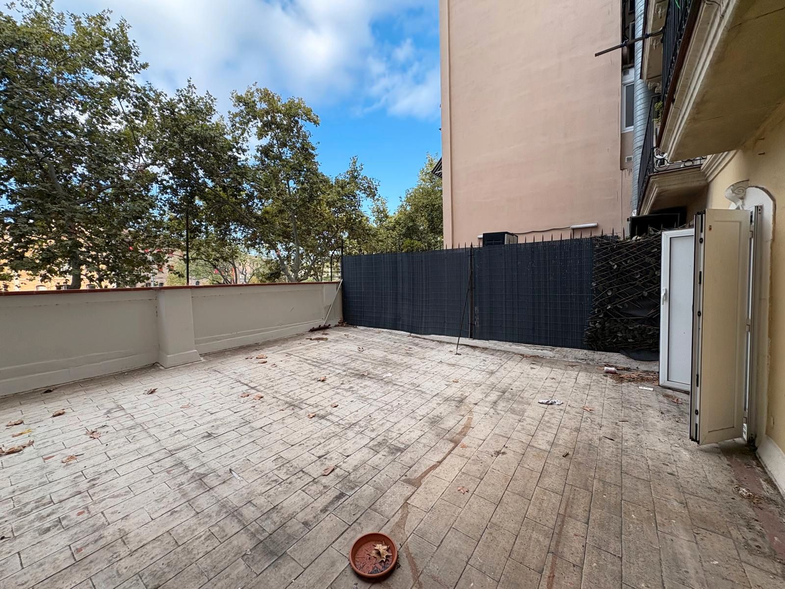 Terrace of Flat for sale in  Barcelona Capital  with Parquet flooring, Terrace and Alarm