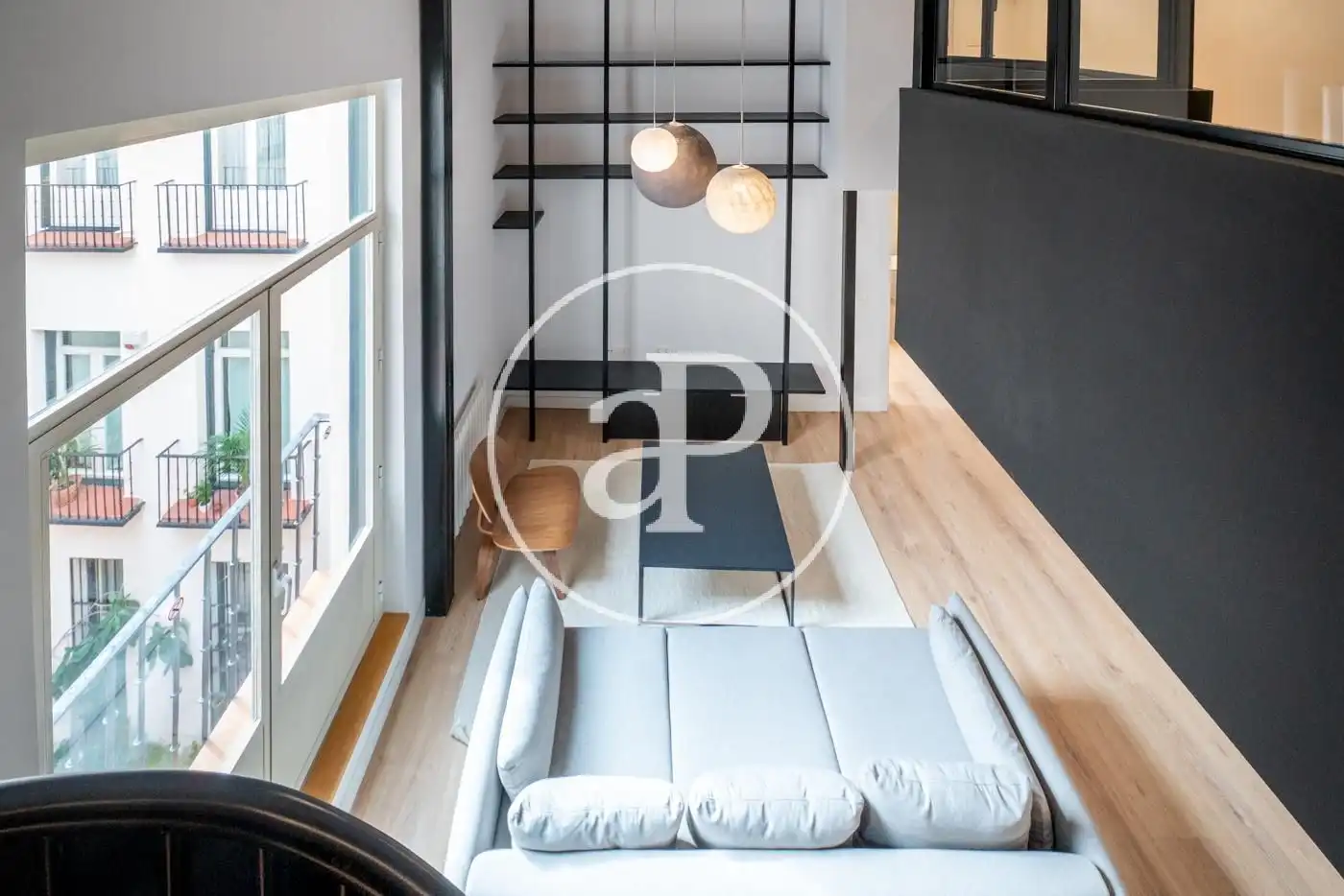 Sala de estar de Dúplex en venta en Madrid con Aire acondicionado, Calefacción y Amueblado